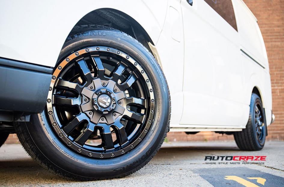 TOYOTA-HIACE-SLEDGE-MATTE-BLACK